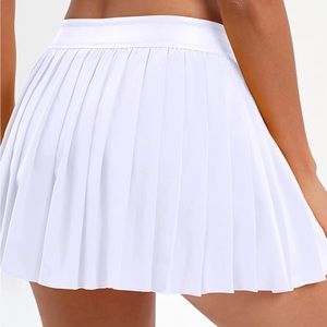 Womens Pleated Tennis Skirt White Small, NWT